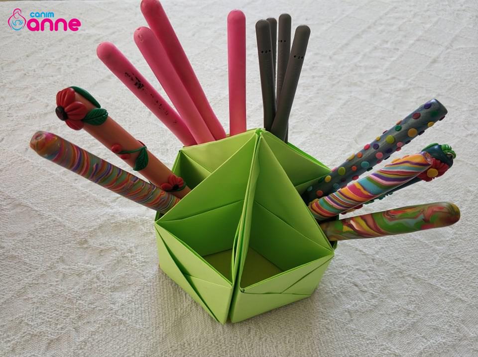 Origami kalemlik nasıl yapılır
