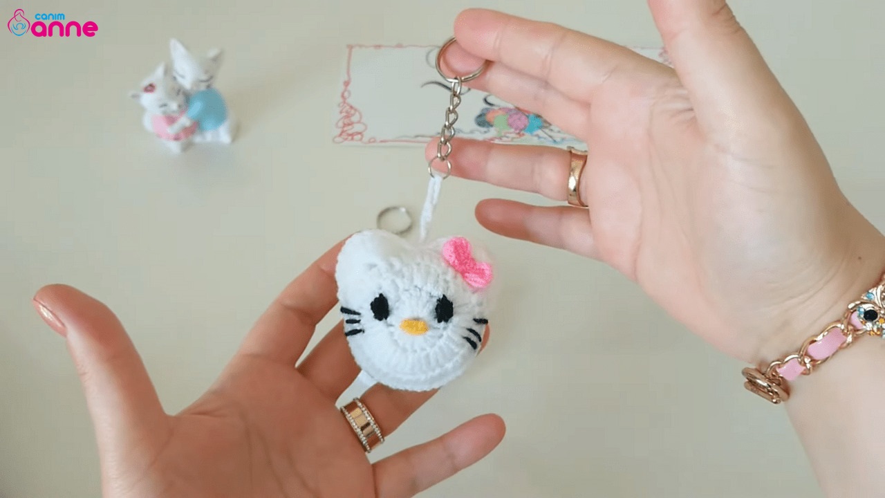 Amigurimi Hello Kitty Anahtarlık Yapımı